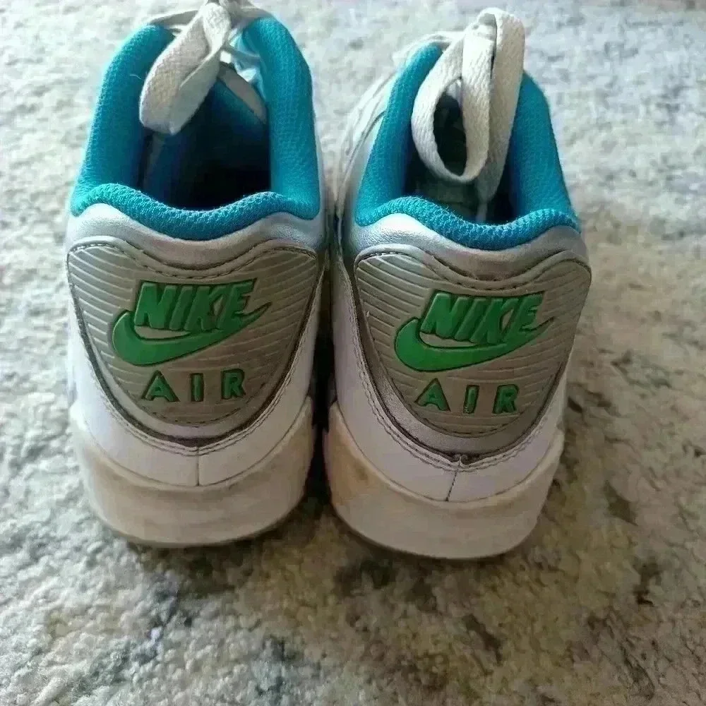 Nike Youth Air Max 90 Leather GS 'Silver Blue Lagoon' Shoe 6Y 7.5 Women